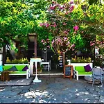 ホテル Uzum Tatil Evi セリミエ