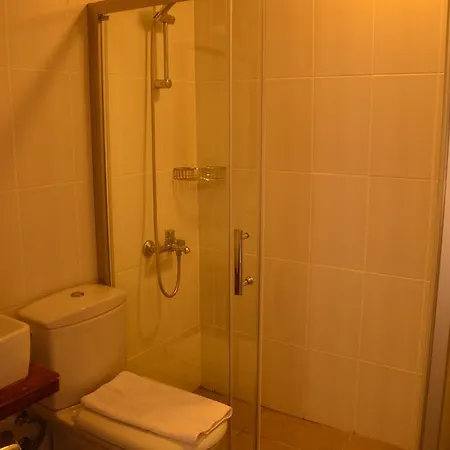 Uzum Tatil Evi ホテル