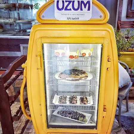 Uzum Tatil Evi 3* Selimiye