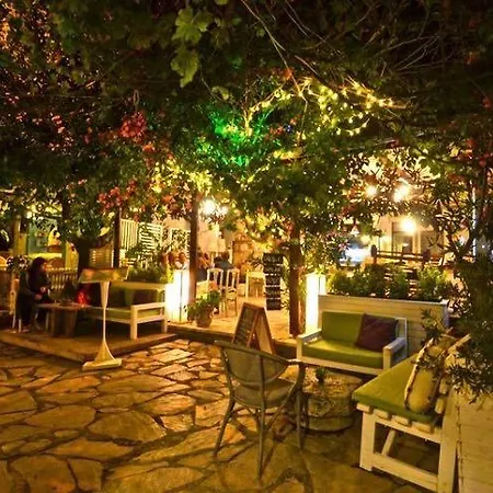 Uzum Tatil Evi ホテル