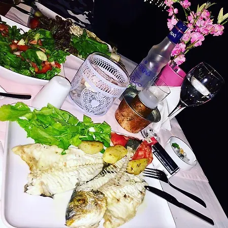 Szálloda Uzum Tatil Evi 3*