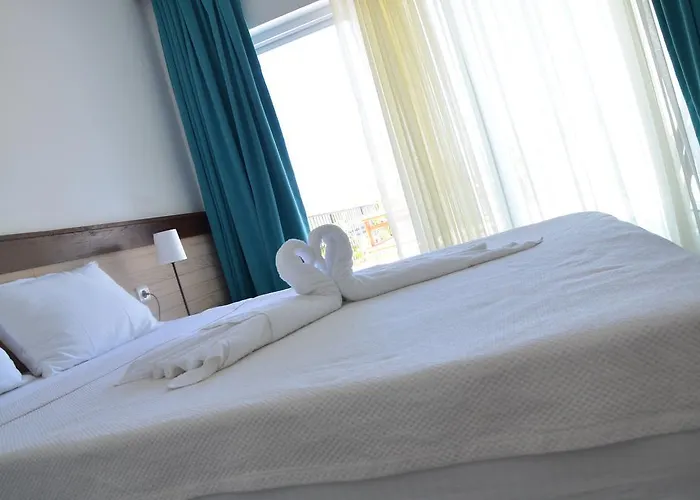 Ξενοδοχείο Uzum Tatil Evi 3*