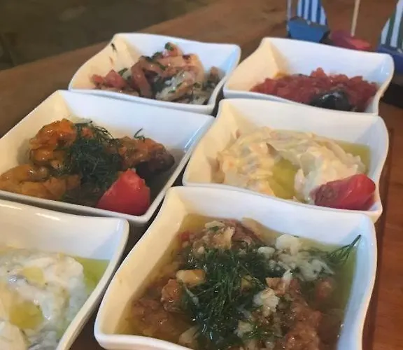 Ξενοδοχείο Uzum Tatil Evi 3*