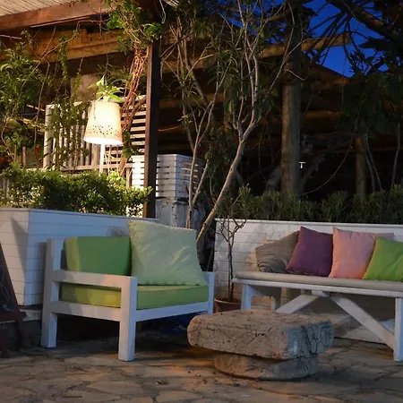 Hotell Uzum Tatil Evi 3*