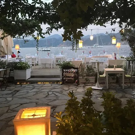 Uzum Tatil Evi 3*