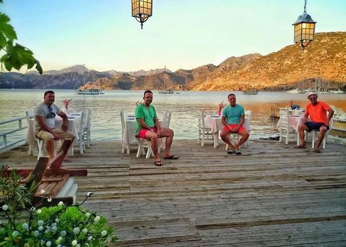 Hotell Uzum Tatil Evi 3*